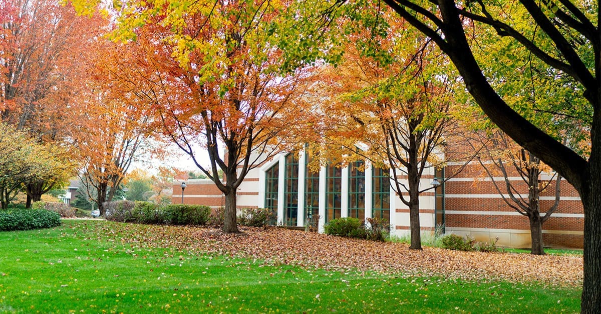 On Sunday, October 19, 2025, Trinity’s choral ensembles—Concert Choir, Gospel Choir, Honors Ensemble, and the special guest choir from Hope Church came together in the beautiful Ozinga Chapel Auditorium for this year’s Fall Choral Concert.